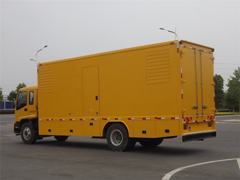 城区租赁发电机-柴油发电机组机房烟管的布置与安装