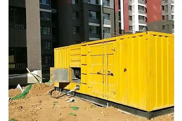 城区发电机租赁中燃油压力过低会对发动机的哪些部件造成损坏？