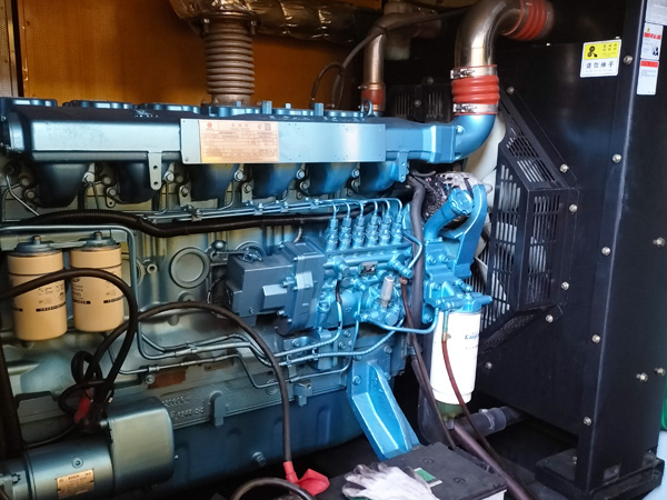 城区磷酸铁锂蓄电池的使用寿命与哪些因素有关？