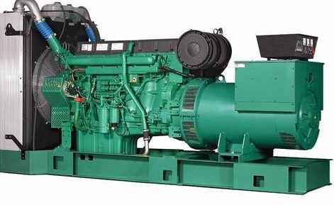 城区发电机除垢后需要用清水冲洗水冷式机油散热器几次？